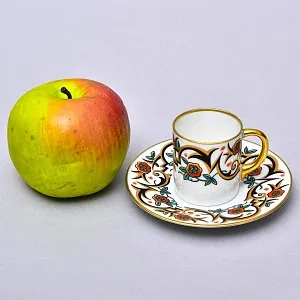 Антикварная Кофейная пара «Узор с Розами», Фарфор Hutschenreuther Германия, 1925 - 1939 годы.