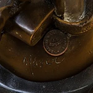 Большая Бронзовая статуэтка «ФЕМИДА - Богиня правосудия», J.B.Hirsch конец ХХ - начало ХХI веков. 