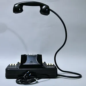 Настольная Электрическая Лампа - Светильник «Директорский Телефон - Будьте Бдительны» СССР - 1974 год.