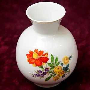 Фарфоровая Ваза «Цветочный Букет» Н -19 см., MEISSEN / МЕЙСЕН, Германия.