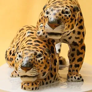 Редкость! Большая Фарфоровая Статуэтка «Два Ягуара На Охоте», Schwarzburger, Германия -1925 год.
