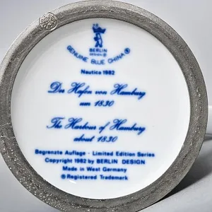 Коллекционная Пивная Кружка «Порт Гамбурга, в 1830 году», фарфор, Berlin Design Германия -1982 год.