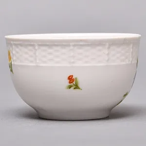 Коллекционная Кофейная пара «Летние цветы», Фарфор Nymphenburg, Германия.