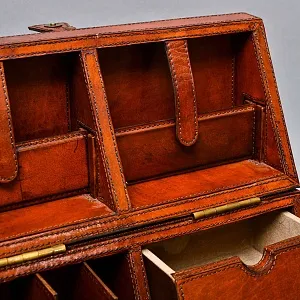 Редкость! Эксклюзивный Кабинетный Настольный Набор Четыре Предмета «БЮРО», Кожа Flamant, Бельгия.