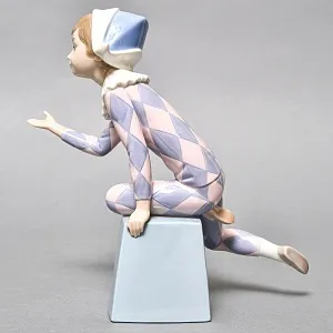 Коллекционная Фарфоровая статуэтка «Маленький Арлекин С», Lladro Испания, 1980 - 1985 годы.