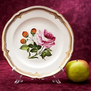 Коллекционная Тарелка - Блюдо «Роза и Клубника» Фарфор, SPODE Англия 70-е годы ХХ века..