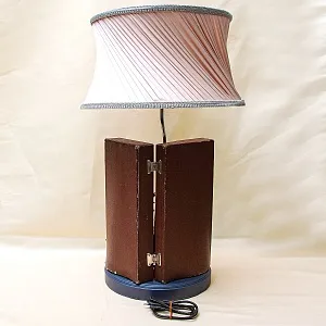 Дизайнерская Электрическая Настольная Лампа Светильник «Труба в Кофре» - 1965г».