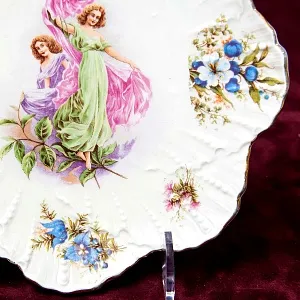 Редкость! Антикварная Фарфоровая Тарелка - Блюдо « Садовые Феи», Works Karlsbad, Австрия конец XIX - начало ХХ века.