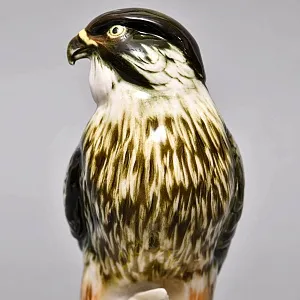 Птица - Фарфоровая статуэтка «Сокол», Карл Энс / Karl Ens,  Германия, 50-е годы ХХ века.