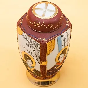 Фарфоровая Чайница - Вазочка - Баночка с крышкой Япония, 50 -е годы  ХХ века.