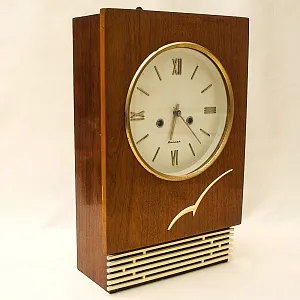 Винтажные Настенные Механические Часы с боем «Янтарь», СССР - 1965г.