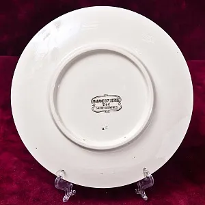 Антикварная Тарелка «Приглашения. Размышления перед банкетом», Фаянс Sarreguemines, Франция конец XIX века.