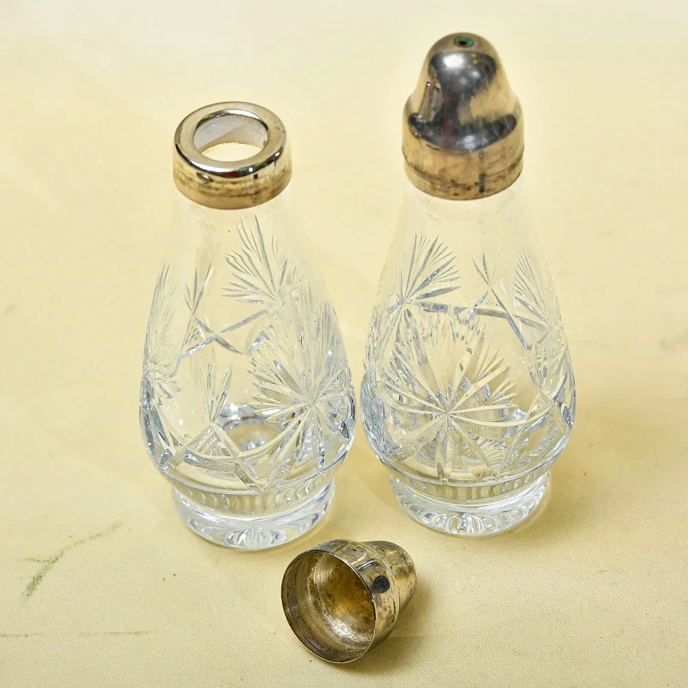 Винтажный Набор для Специй из 2-х предметов на подставке, Англия, середина ХХ века.