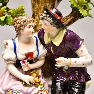 Большие Парные Фарфоровые статуэтки «Влюбленные», Ludwigsburg Германия, середина ХХ века. 