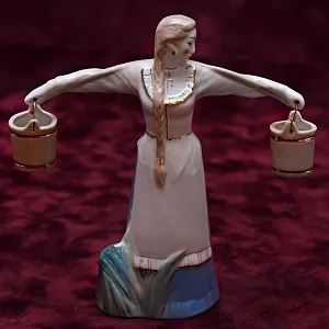 Фарфоровые Статуэтки - Композиция «Тихий Дон» Россия, Кисловодский ФЗ - 2001 год.