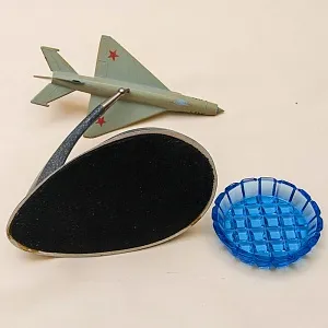 Оригинальный Сувенир -  Мелочевница - Пепельница «Самолёт МиГ-21» СССР  - 1976 год.