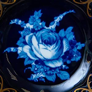 Фруктовница - Сухарница - Блюдо «Голубая Роза», Фарфор PirkenHammer Чехословакия, конец ХХ века.