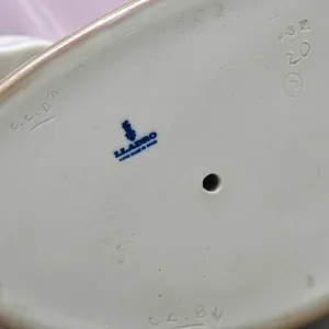 Коллекционная Фарфоровая статуэтка «На прогулке. Дама и девочка», Lladro Испания. 