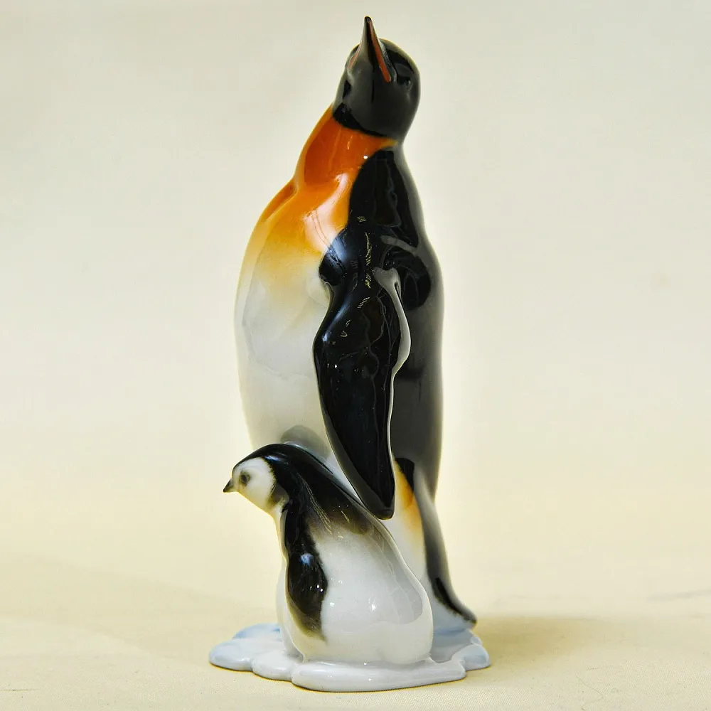 Коллекционная фарфоровая статуэтка «Пингвин с пингвиненком», Hutschenreuther Германия, 70 -е годы ХХ века.
