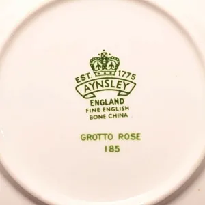 Коллекционная Фарфоровая Кофейная Пара «Розовый куст», Aynsley Англия.