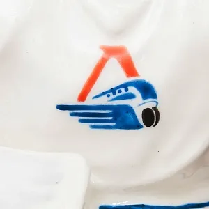 Коллекционная Фарфоровая Статуэтка «Вратарь - Хоккей - Спорт» Россия.