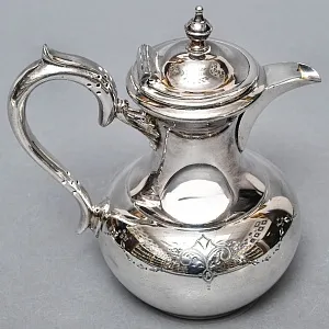 Металлический Кофейник - Чайник на 800 мл. Silverplate, SHEFFIELD Англия.