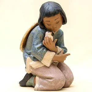 Коллекционная Фарфоровая статуэтка «Девочка с воробьем» серия Грес Lladro, Испания - 1991 год.