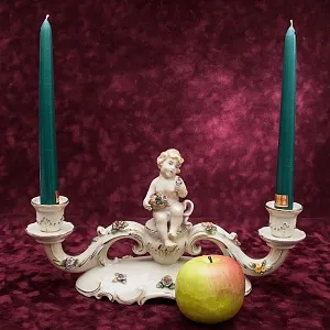 Подсвечник «Путти» Фарфор - Von Schierholz - Германия 1930-1950 годы ХХ века.