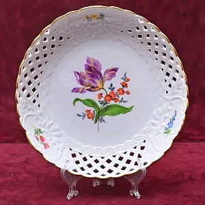 Сервировочная Тарелка - Блюдо - Сухарница «ТЮЛЬПАН», Фарфор MEISSEN Германия.