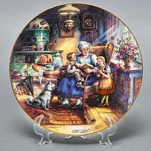 Коллекционная Тарелка «Бабушкины сказки» Фарфор, Weimar Porzellan Германия -1993 год. 
