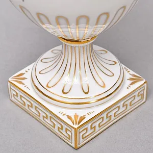 Парные Фарфоровые Вазоны - Вазы с крышками «ПУТТИ», SP Dresden / Potschappel Германия.