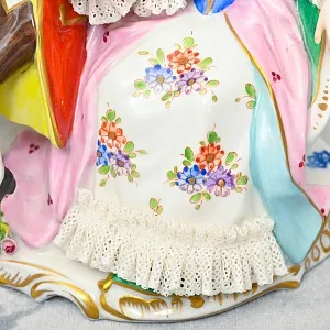 Редкость! Статуэтка «ЛЮБОВНЫЙ РОМАН», Кружевной Фарфор VOLKSTEDT, Германия - середина ХХ века.