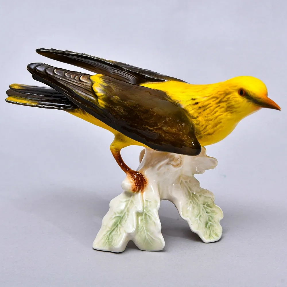 Коллекционная Фарфоровая статуэтка «Птица. ИВОЛГА», GOEBEL Германия, 1972 - 1979 годы.