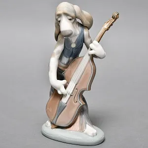 Коллекционная Фарфоровая статуэтка «Собака, играющая на контрабасе», Lladro Испания, 1971 - 1978 годы.