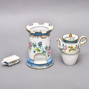 Антикварный Заварочный Чайник на подставке «Цветочная гирлянда», Франция - первая половина ХХ века.