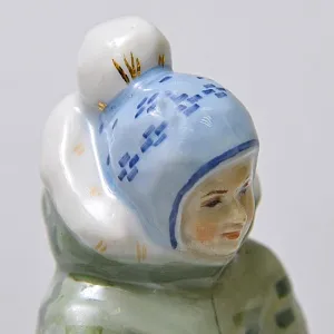 Авторская Коллекционная Фарфоровая Статуэтка «Мальчик на Снегокате», Дулёво Россия. 