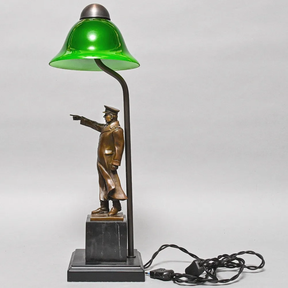 Авторская Настольная Лампа - Статуэтка "СТАЛИН" L'atelier ART & Bronze Франция начало ХХI века.