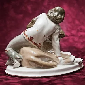  Коллекционная Фарфоровая статуэтка «Укротительница Ирина Бугримова и лев Цезарь», СССР ЛЗФИ, 50-е годы.