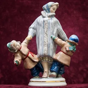 Коллекционная Фарфоровая статуэтка «Близнецы», ДФЗ Дулево Россия, конец ХХ века. 