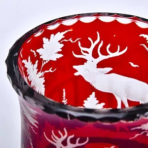 Винтажная Ваза «Охота» Рубиновый Хрусталь, Egermann, Богемия, Чехия, середина ХХ века.