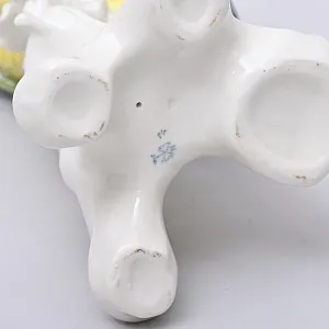 Птица - Фарфоровая статуэтка «Зелёный Попугай», Карл Энс / Karl Ens Германия, 50-е гг.