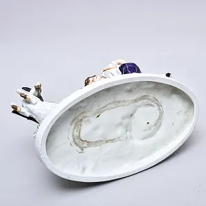 Коллекционная Фарфоровая статуэтка «Сбор винограда», Германия - вторая половина ХХ века. 