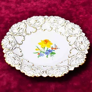 Антикварное Фарфоровое Блюдо - Тарелка «БУКЕТ С НАРЦИССОМ», MEISSEN Германия, первая половина ХХ века.