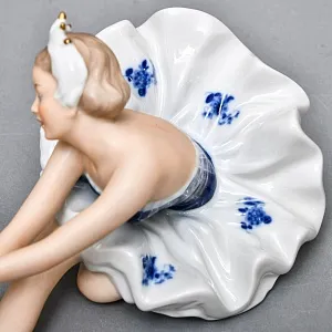 Коллекционная Фарфоровая статуэтка «Балерина. Умирающий лебедь», WALLENDORF Германия, 1963 - 1990 годы. 