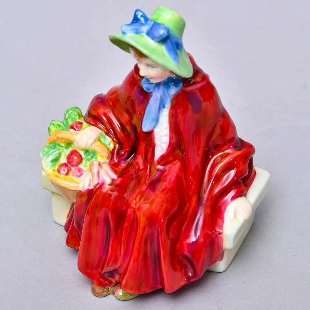 Авторская Фарфоровая статуэтка «Линда. Девочка с корзиной», Royal Doulton Англия, 1953 - 1976 годы.