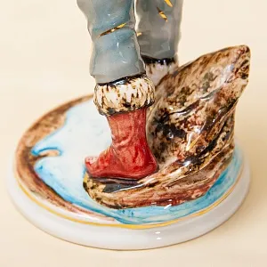 Авторская Коллекционная Фарфоровая Статуэтка «Охотник - Соколиная охота», Россия.