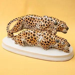 Редкость! Большая Фарфоровая Статуэтка «Два Ягуара На Охоте», Schwarzburger, Германия -1925 год.