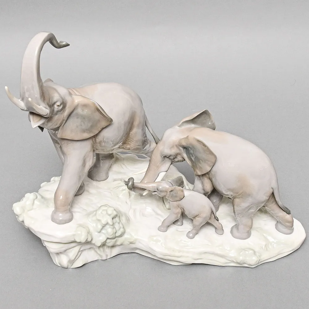 Редкая Коллекционная Фарфоровая Статуэтка «Слоны - Семья», Lladro, Испания -1977 год.
