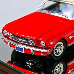 Коллекционная Металлическая Модель «Автомобиль -  Ford Mustang 1965» Германия.