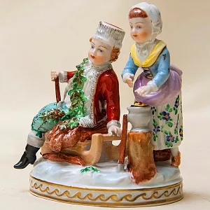 Фарфоровая статуэтка «Дети - Маленькие помощники» SP Dresden, Германия середина ХХ века.